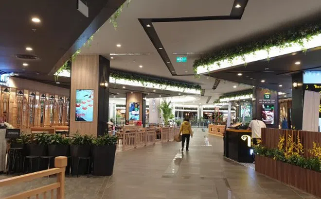 Covid-19: Ngành dịch vụ ăn uống lao đao, sụt giảm doanh thu từ 50-90%