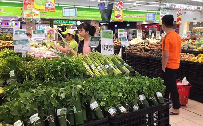 Giá cả thị trường ngày 6/4: Đầu tuần, siêu thị cung ứng nhiều loại thuỷ hải sản giá rẻ