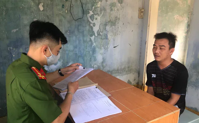 Đà Nẵng: Lừa thuê xe ô tô, làm giả giấy tờ xe rồi mang đi cầm cố