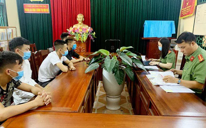 Phú Thọ: Triệu tập 12 fanpage và nhóm facebook đăng tải các clip bốc đầu xe, lạng lách, đánh võng