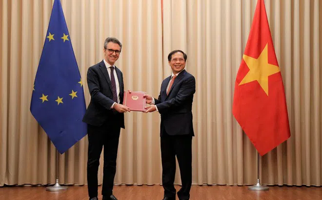 Việt Nam phối hợp với EU sớm đưa Hiệp định EVFTA có hiệu lực