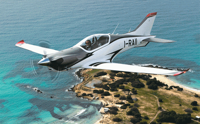 Công ty Ý muốn chuyển giao công nghệ sản xuất máy bay cho Đông Nam Á