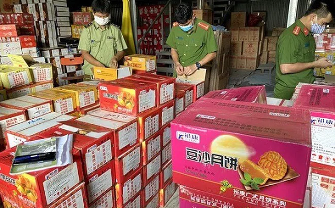 Hà Nội: Phát hiện và thu giữ hơn 31.000 bánh trung thu không bảo đảm an toàn thực phẩm