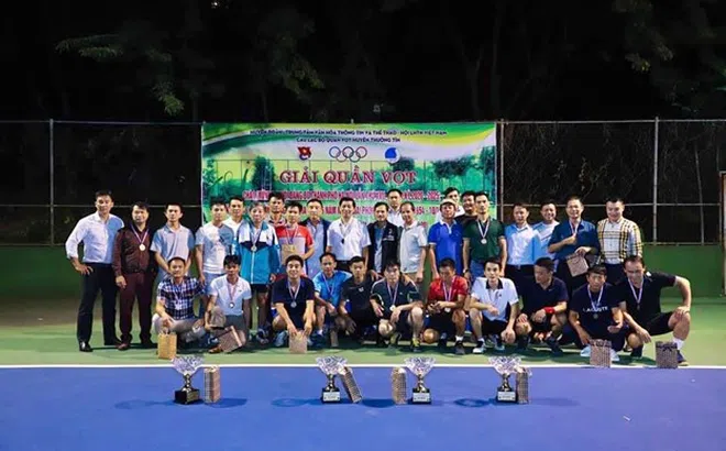 Tổ chức giải quần vợt chào mừng Đại hội Đảng bộ Thành phố Hà Nội lần thứ XVII