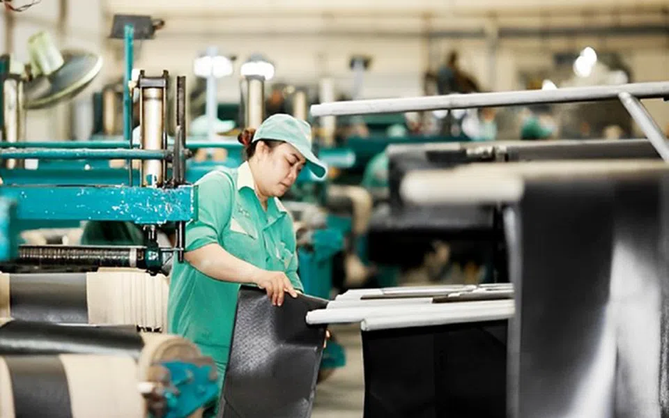 IMF hạ dự báo tăng trưởng GDP Việt Nam 2025 xuống 6,5%